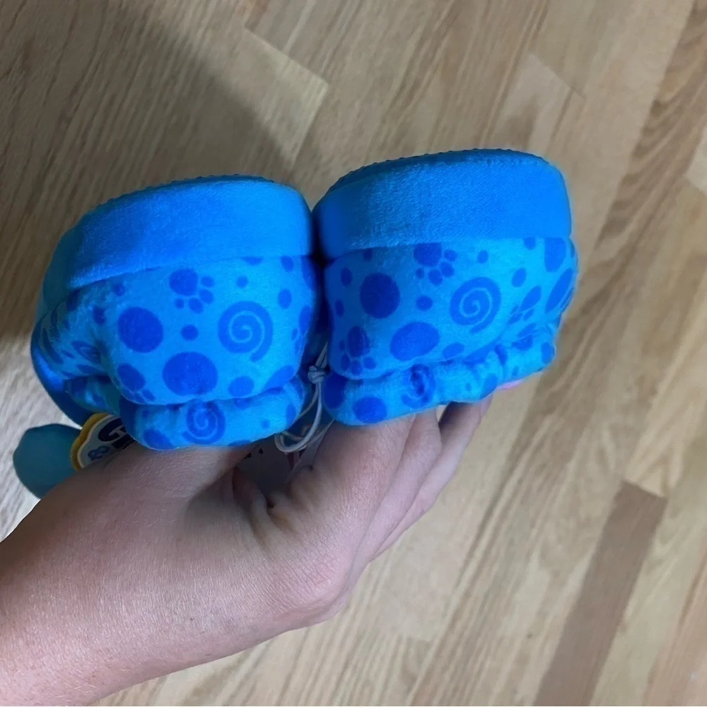 Blue’s Clues Plush Slippers NWT 9/10 Blue Magenta Pink Nickelodeon Kids
